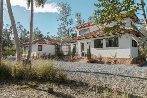 Villa de Leyva House | Enchanting Casa Dino: 4-Star Family Retreat in Villa de Leyva