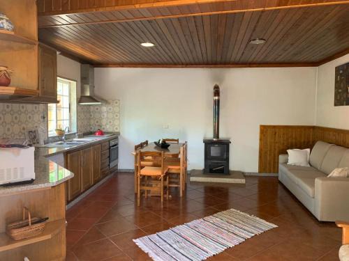Cerva House | Experience Casa do Bairro Alto - Pet & Child Friendly Stays