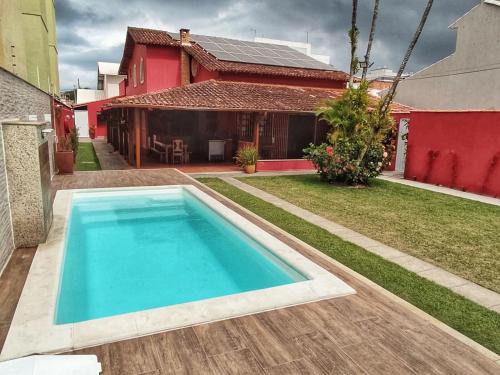 Extensao do Bosque House | Discover Casa do Bosque: 4-Star Retreat with Hot Tub & Pool