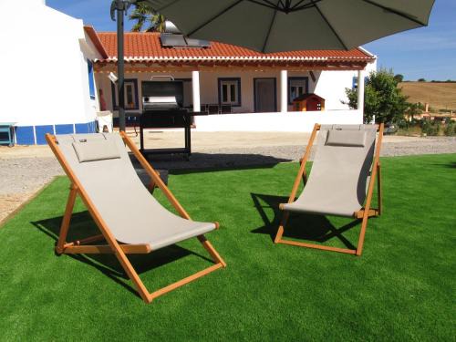 Cercal House | Eco-Friendly Casa do Chaparral with Ocean View & Hot Tub