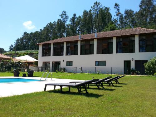 Arcozelo House | Relax at Casa do Engenho with Oceanfront Views & Pool