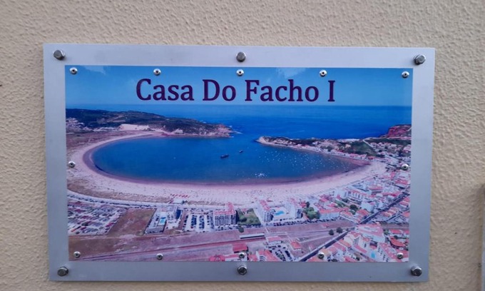 Sao Martinho do Porto House | Discover Casa do Facho: Oceanfront Escape with 9.5/10 Rating