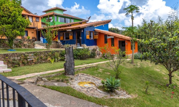 Conceicao do Ibitipoca Hotel | Discover Pousada Casa do Geninho: Family-Friendly Retreat