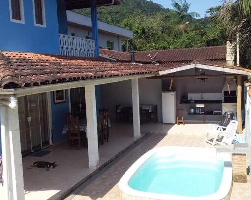 Lagoinha House | Discover Casa do Hia in Ubatuba - Lagoinha with Pool & Pets