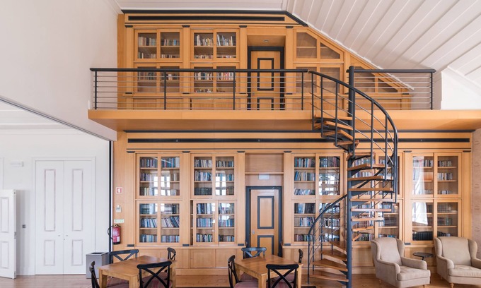 Sines Hotel | Eco-Friendly Retreat at Casa do Médico de São Rafael