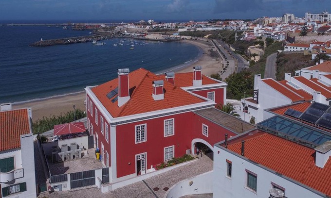 Sines House | Oceanfront Escape at Casa do Médico de São Rafael