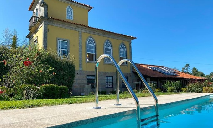 Travanca Villa | Relaxing Oceanfront Escape at Casa do Mirante
