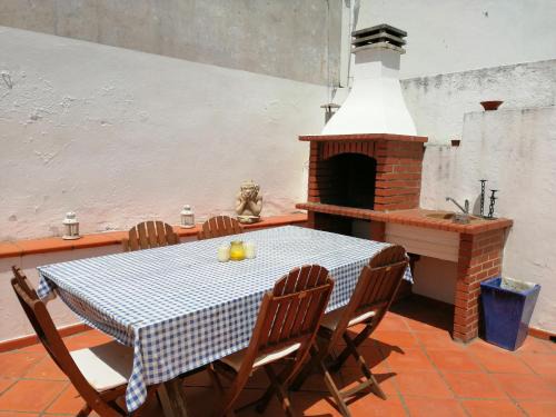 Alcacer do Sal House | Inviting Casa do Museu: Family-Friendly Getaway Awaits