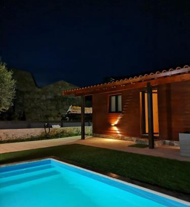 Cabril House | Relaxing Mountain Lodge with Pool and Ocean Views