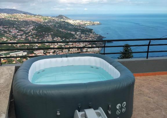 Camara de Lobos House | Discover Casa do Pico: Oceanfront Retreat with Spa Access