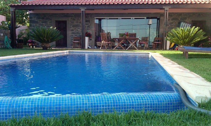Sao Roque House | Relaxing Villa with Pool and Ocean View at Casa do Poço II