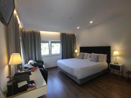 Sao Tiaguinho House | Family-Friendly Stay at Casa do Rio - Guest Rated 9.2/10