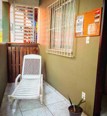 Itanhanga House | Pet-Friendly Retreat with Pool and Restaurant at Casa do Rastaman