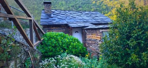 Balocas House | Pet-Friendly Retreat at Casa do Salgueirinho - Rated 9.3!