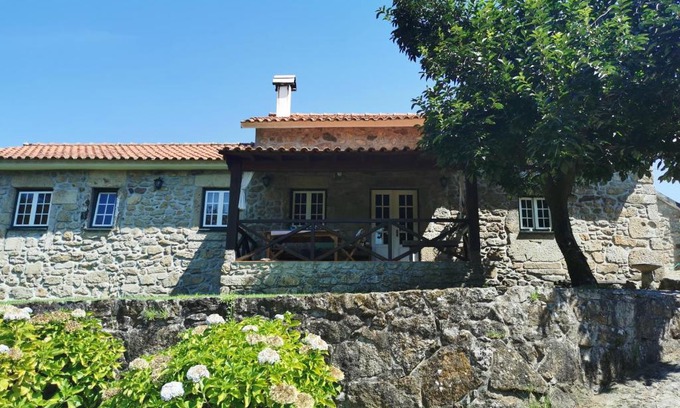 Valenca House | Relax at Casa do Sapateiro with Pool and Pet-Friendly Stay