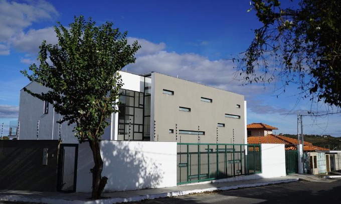 Diamantina House | Experience Casa do Sol: Family-Friendly Retreat with Kitchen
