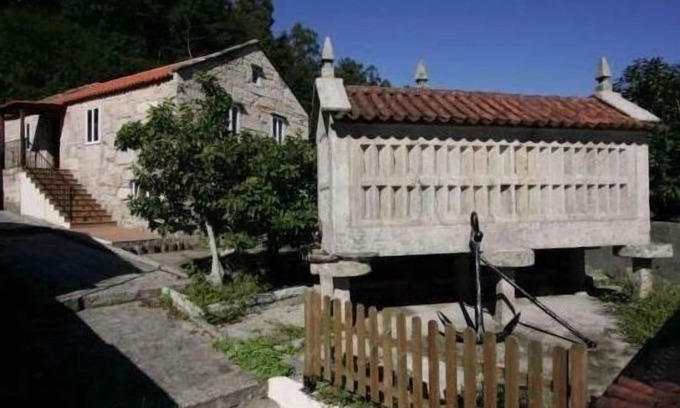 Marin Cottage | Beautiful Casa do Tomás with Ocean View for 8 Guests