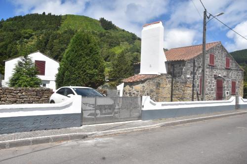 Sete Cidades House | Pet-Friendly Casa do Vale - Rated 9/10 by Guests