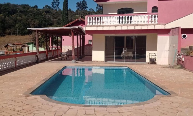 Extrema House | Relax at Casa Donna Zilda - Oceanfront Family Retreat
