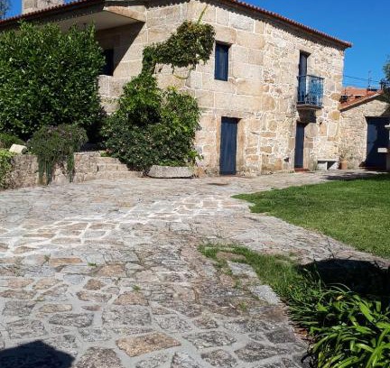 Ardia House | Casa dos Castaños: Pet-Friendly Oasis with Top Ratings