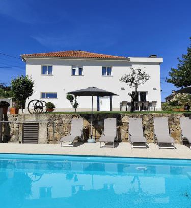 Moncao House | Discover Oceanfront Bliss at Casa dos Picoutos AL