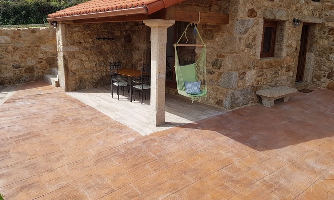 Muxia Cottage | Casa dos Pobres: Family-Friendly Retreat by Costa da Morte
