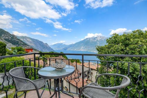 Tremosine Apartment | Family-Friendly Getaway at Casa Doss - Rated 9.8/10!