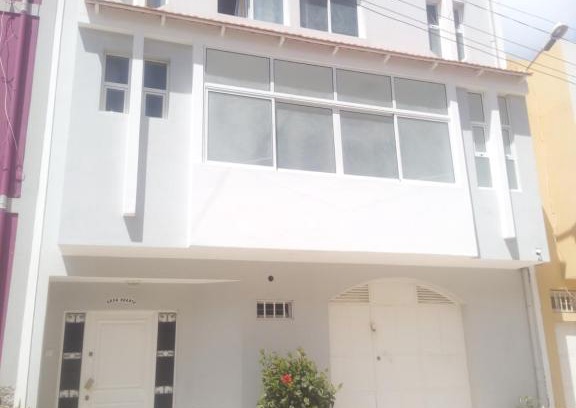Mindelo House | Budget-Friendly Casa Duarte: Family and Kitchen Amenities