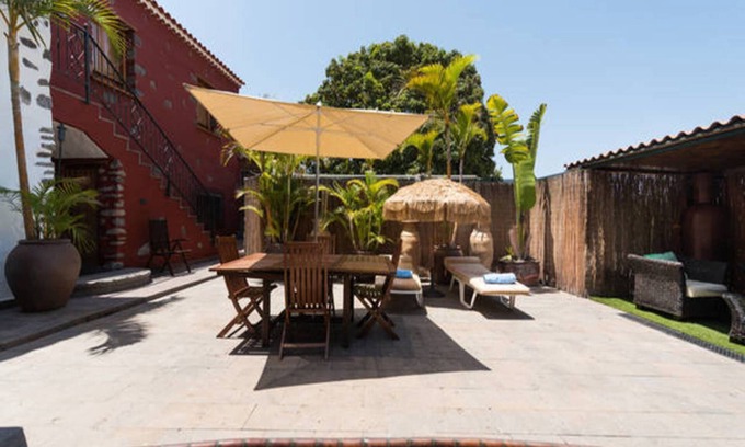 La Aldea de San Nicolas House | Perfect Getaway: Casa El Parral for Six Guests