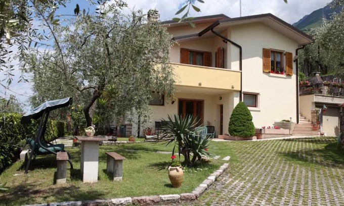 Assenza Apartment | Casa Edda: Pet-Friendly Retreat with a 9.3 Rating