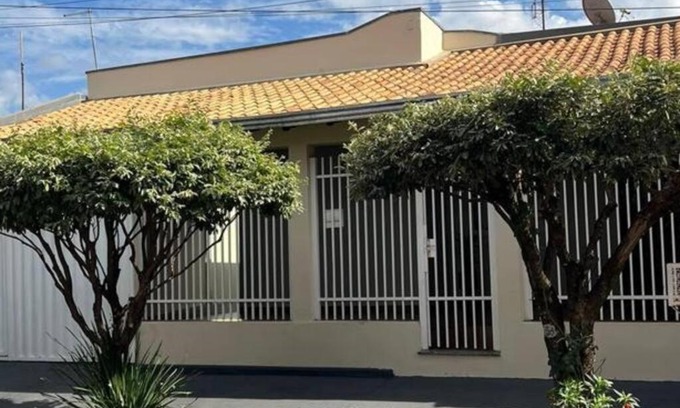 Olimpia House | Exceptional Casa Edi Temporada - Child Friendly Retreat