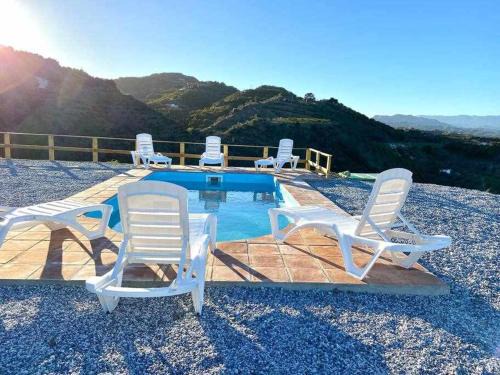 Velez-Malaga House | Pet-Friendly Casa El Barranco with Pool & 9.1 Rating