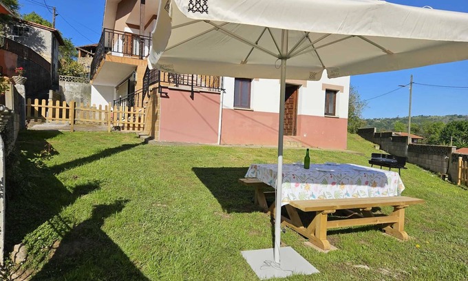 Parres House | Relaxing Retreat at Casa El Caspiu Arobes with Spa & Breakfast