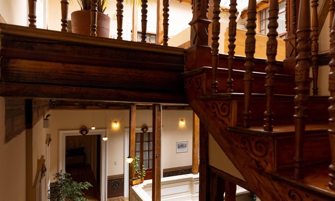 Quito Historic Center Hotel | Guest Rated 10/10: Casa El Edén with Spa & Breakfast
