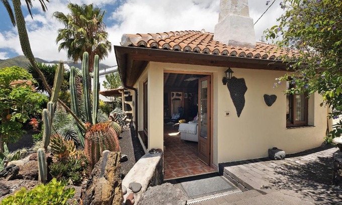 El Paso House | Exceptional Casa el Gordi: Family-Friendly & Accessible Stay