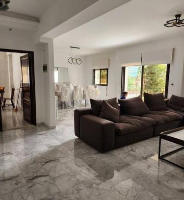 Kfardebian Apartment | Casa El Haje