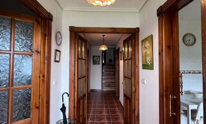 Miengo House | Casa El Mirador: Enjoy Scenic Views Near City Center