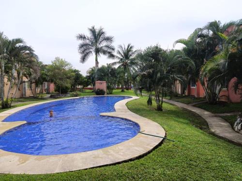 Ixtapa House | Discover Casa el Palmar: Family-Friendly Retreat in Ixtapa