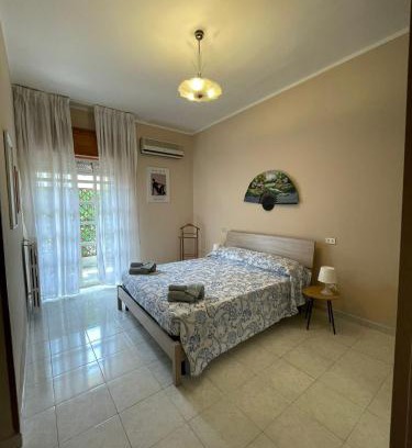 Pirri Apartment | Discover Casa Elena: Family-Friendly Retreat with 4 Stars