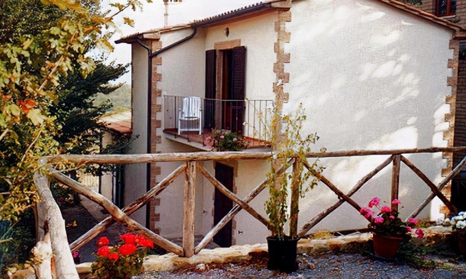 Chiusdino Villa | Discover Casa Eleonora: Family & Pet Friendly Retreat