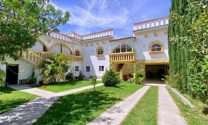 Teotitlan del Valle House | Budget-Friendly Casa Elim-Oaxaca with Family Amenities