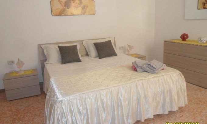 Ruffano Apartment | Pet-Friendly Casa Elisa: A Family Haven with Kitchen Access