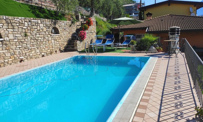 Arias Apartment | Lake View Retreat: Casa Elka Patio 2 with Pool & Breakfast