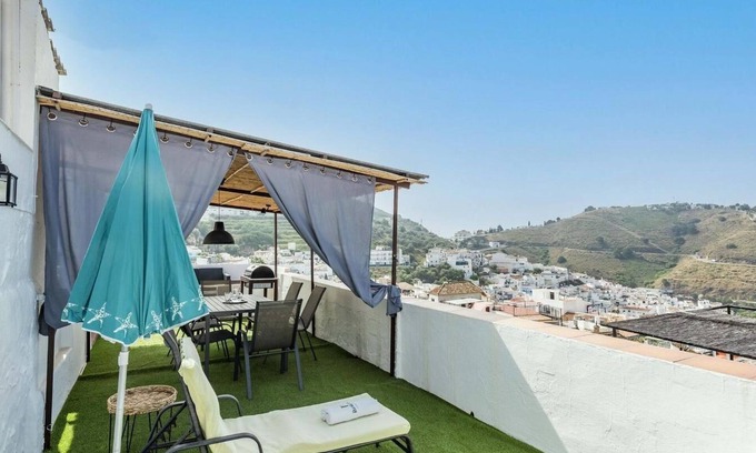 Competa Villa | Unforgettable Oceanfront Stay at Casa Elvira Cómpeta