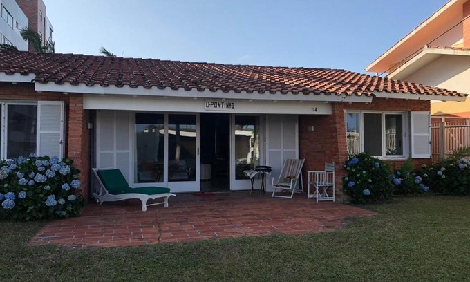 Xangri-La House | Cozy Casa em Atlântida: Steps from the Beach & Amenities