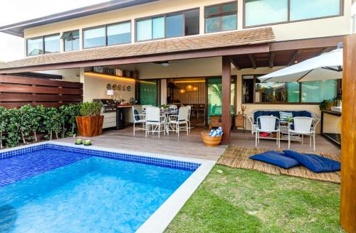 Praia dos Carneiros House | Inviting Casa em Carneiros with Pool & Ocean Views