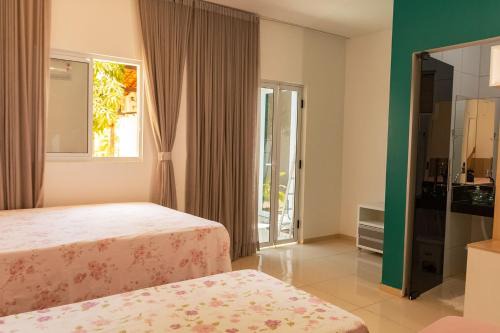 Barra de Santo Antonio House | Inviting Casa in Gated Community of Barra de Santo Antonio