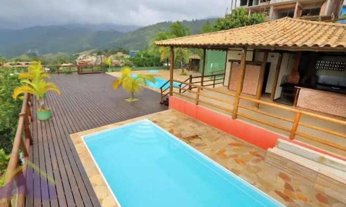 Tesouro da Colina House | Cozy Family Retreat at Casa em Condomínio Fechado