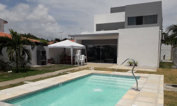 Praia do Frances House | Relaxing Retreat Near Praia do Francês with Ocean View