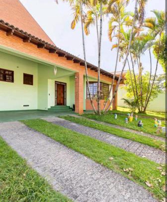 Cotia House | Unforgettable Stay at Casa em Cotia - Rated 10/10!